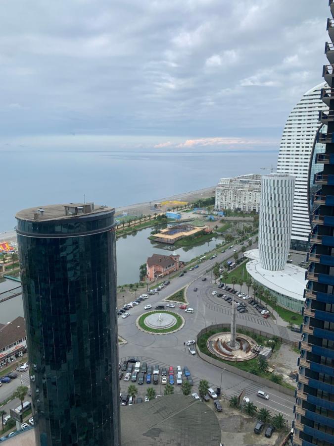 Orbi City Suites Батуми Экстерьер фото