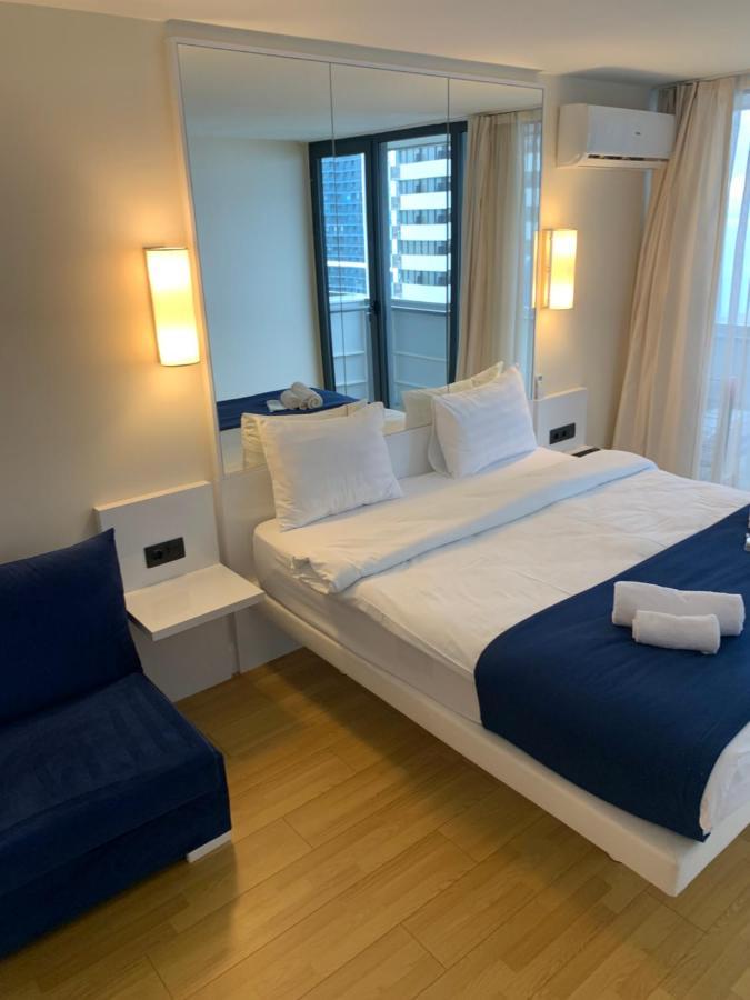 Orbi City Suites Батуми Экстерьер фото