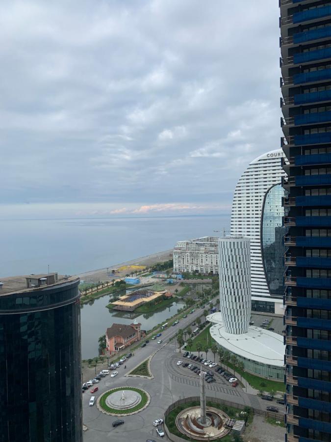 Orbi City Suites Батуми Экстерьер фото