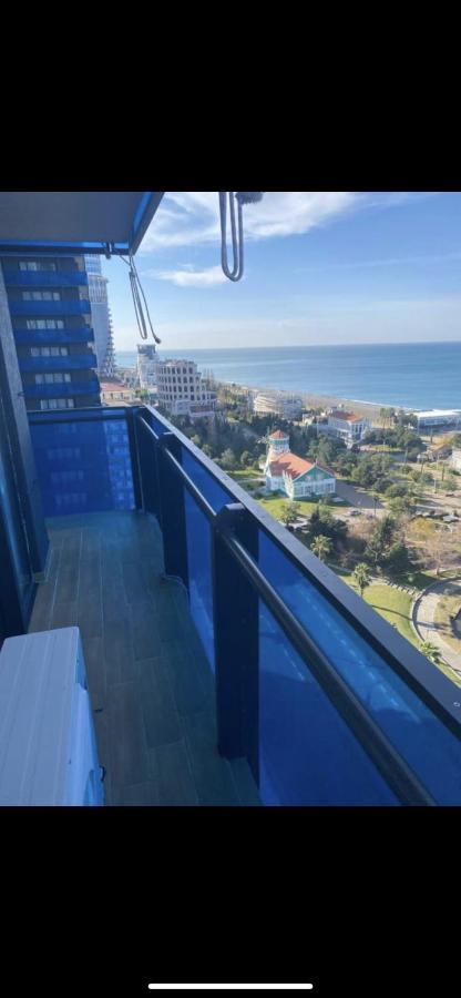 Orbi City Suites Батуми Экстерьер фото