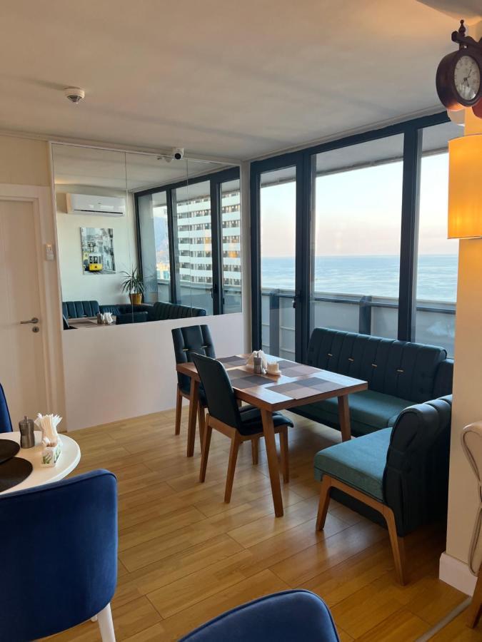Orbi City Suites Батуми Экстерьер фото