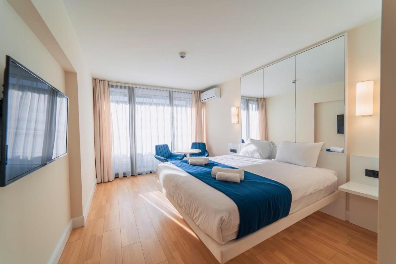 Orbi City Suites Батуми Экстерьер фото