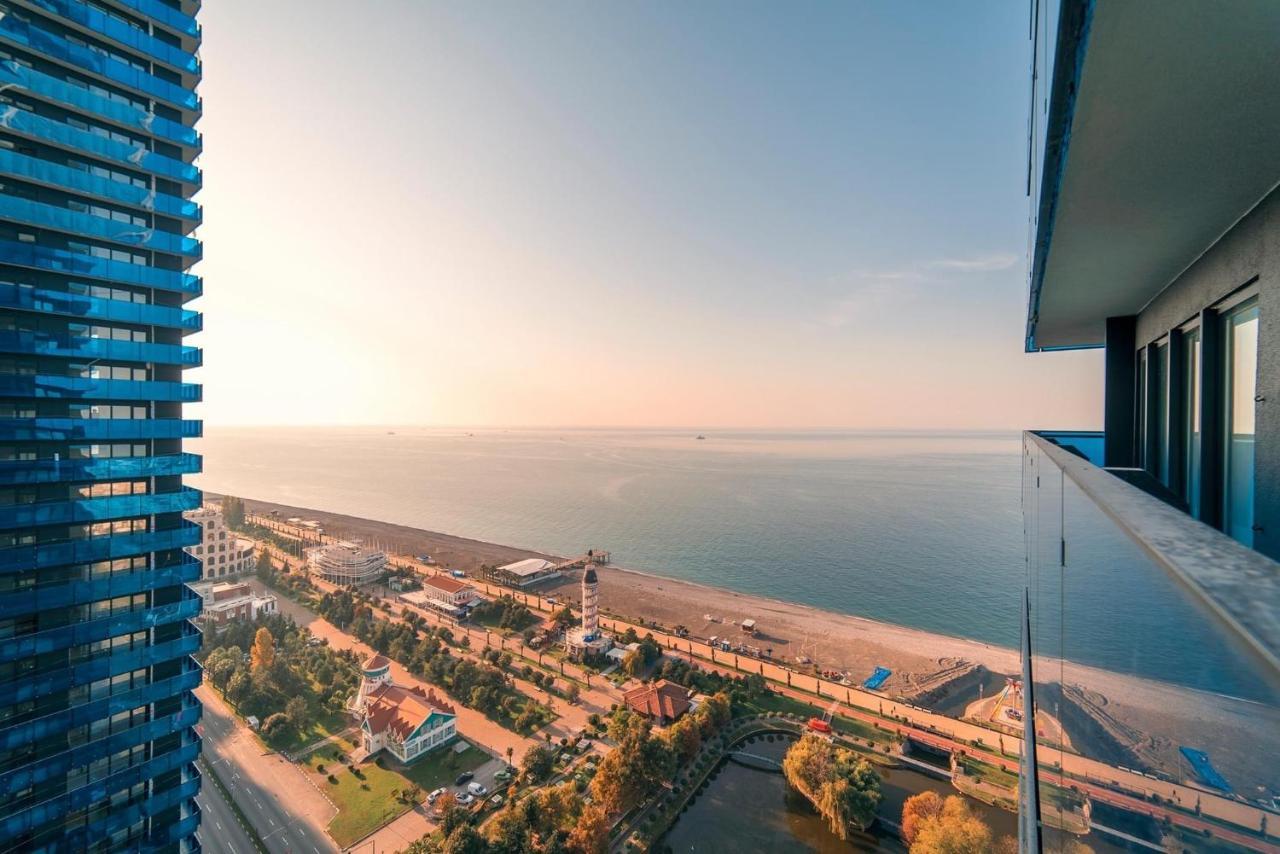 Orbi City Suites Батуми Экстерьер фото